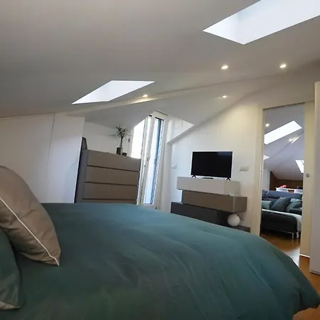 Apartment - Rooftop128 - *